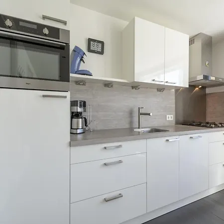 Holiday home Alluring Seaside Callantsoog