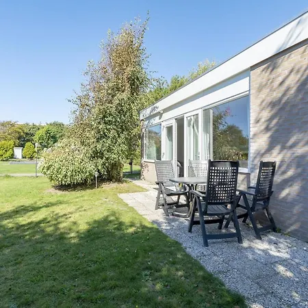Holiday home Alluring Seaside *