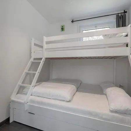 度假居 Near The *